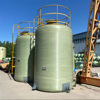 Pour les produits chimiques industriels, le réservoir de stockage vertical en FRP GRP