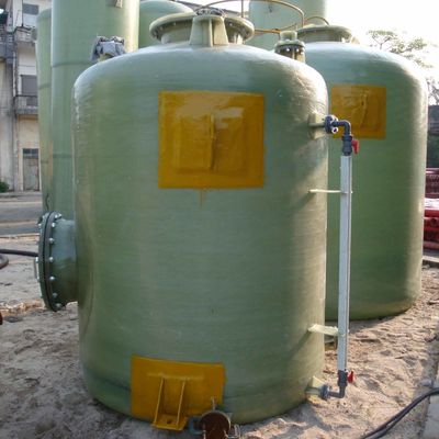 Réservoirs de stockage de produits chimiques industriels en FRP