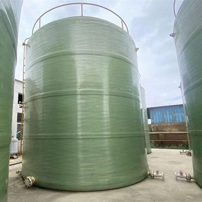 Réservoir d'eau de panneau FRP vertical lourd Taille personnalisée pour le stockage de liquide d'huile de combustible