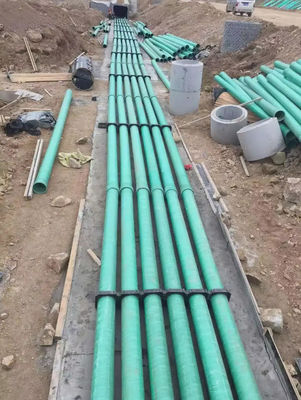 Pipe en plastique renforcée de fibres de verre FRP