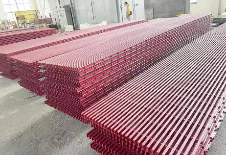 Panneaux de grille de fibre de verre de style moderne 1220x3660mm Pour le lave-auto