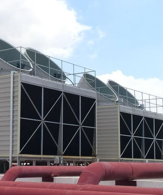 Tour de refroidissement en FRP en plastique renforcé de fibre de verre Type de contre-écoulement Taille personnalisée