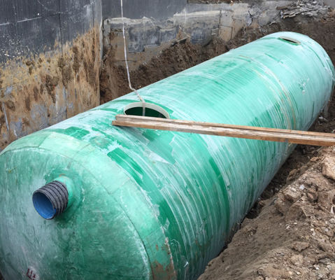 Réservoirs septiques en plastique renforcés de fibres Réservoirs septiques en fibre de verre Construction légère