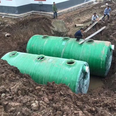 Technologie d'enroulement FRP réservoir septique pour le traitement des eaux usées installation facile