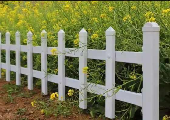 Traitement de surface lisse Produits en fibre de verre Clôture de jardin FRP GRP