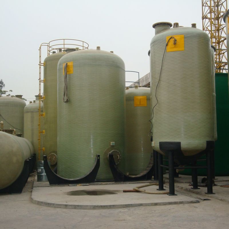 Résistance à la corrosion FRP réservoirs de stockage d'eau souterrains ajustés en fonction du type de résine