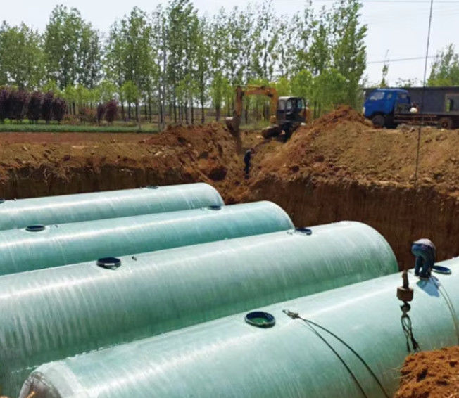 Purification de l'eau FRP réservoir septique Système de traitement des eaux usées ménagères de type souterrain
